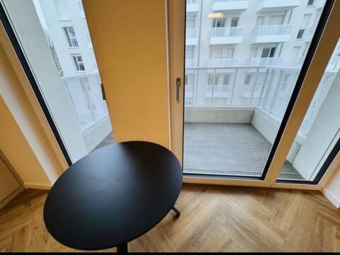 Modernes Apartment, Perfekte Lage In Berlin-adlershof