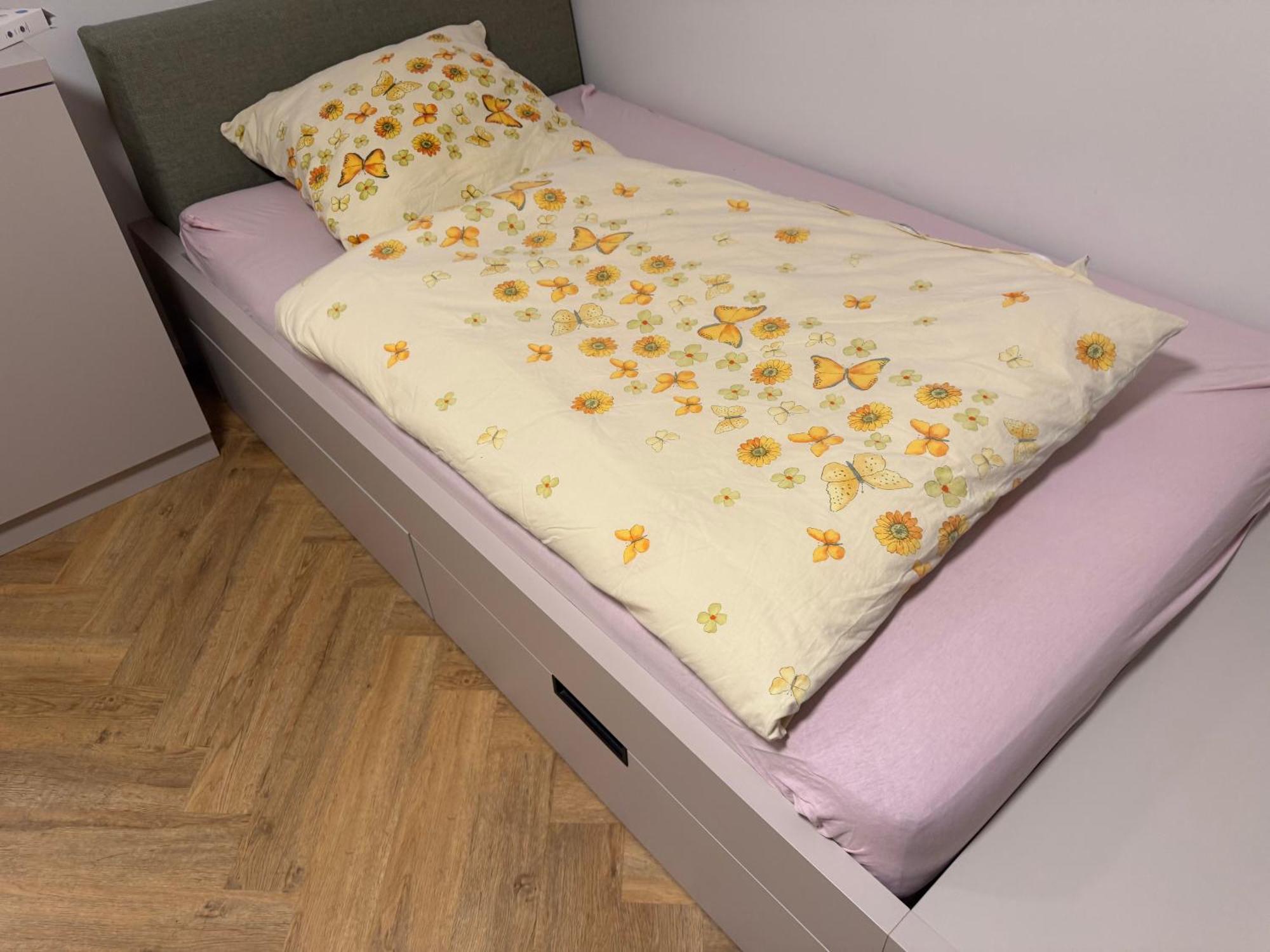 Modernes Apartment, Perfekte Lage In Berlin-adlershof *
