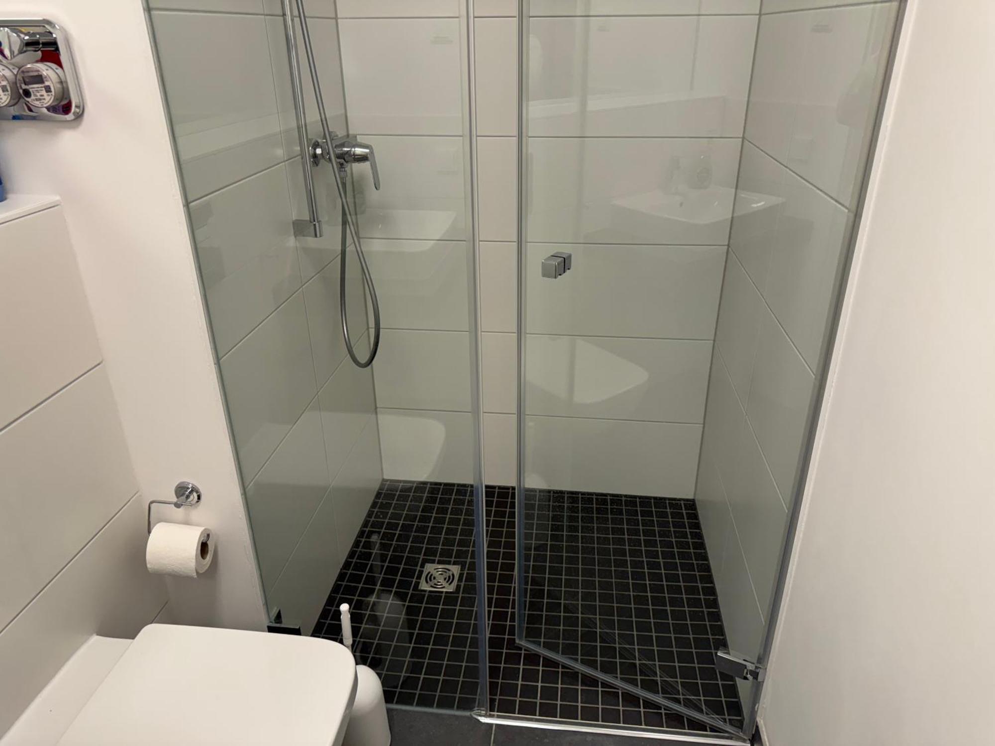 Modernes Apartment, Perfekte Lage In Berlin-adlershof Appartement